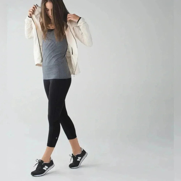 Lululemon  Pace Rival Crop 22" Black Grey - Picture 1 of 16